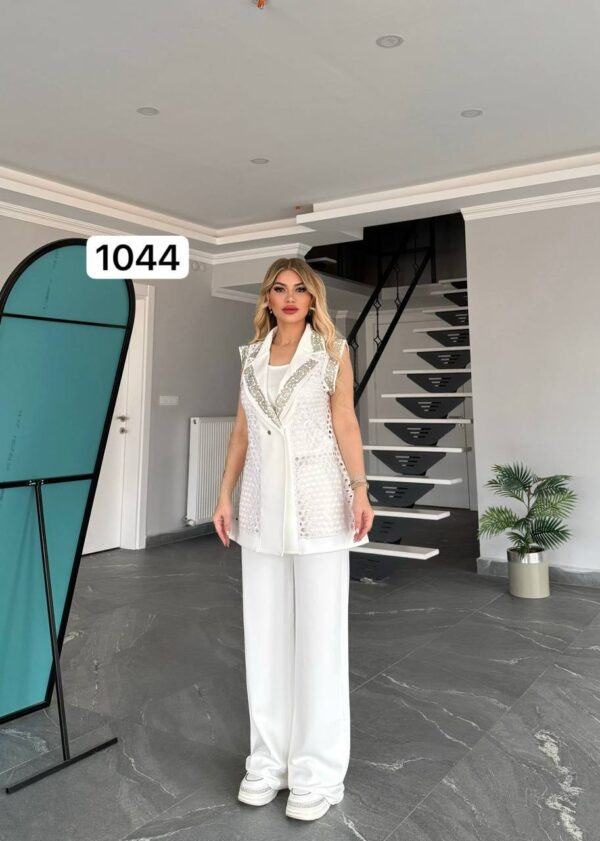 1044TATU Top and down With Vest