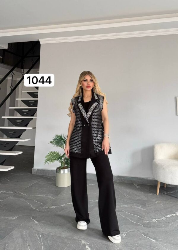 1044TATU Top and down With Vest