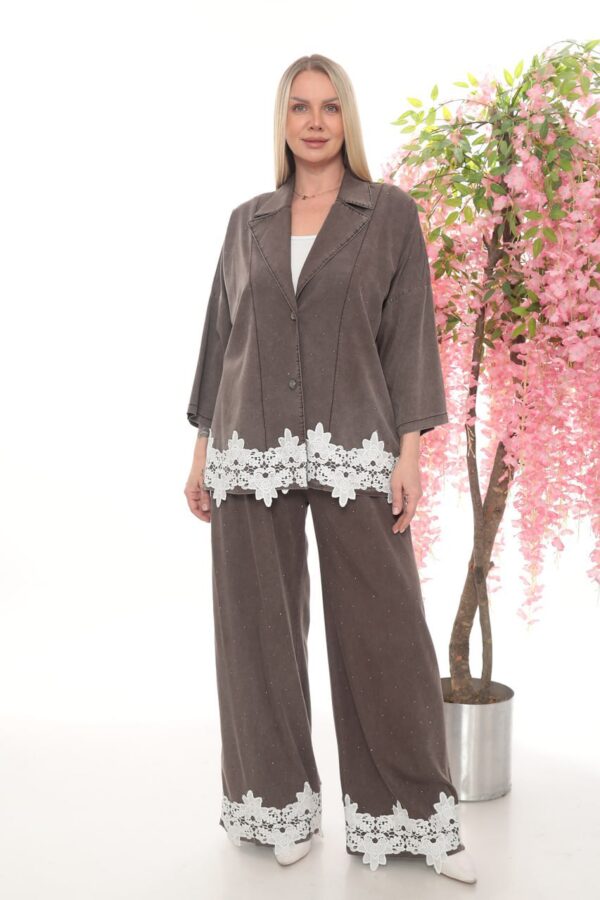 Elegant Lace-Trimmed Lounge Set