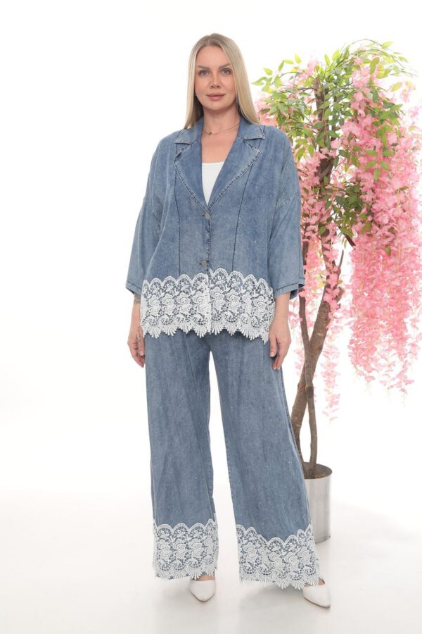 Elegant Lace-Trimmed Lounge Set