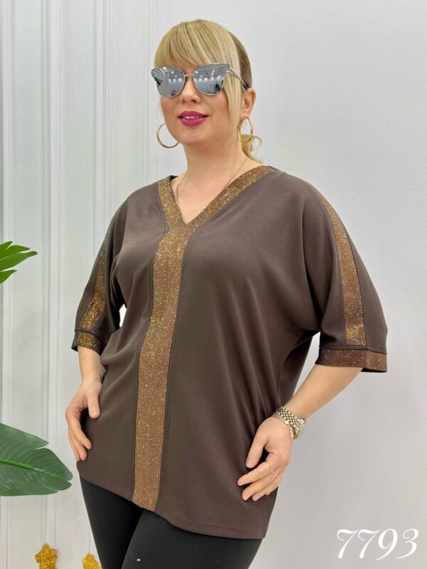 Elegant V-Neck Green Blouse with Sequin Detailing