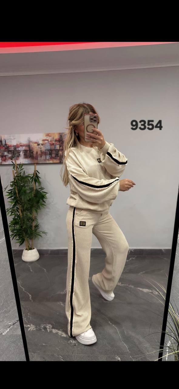 Women's Ribbed Knit Two-Piece Lounge Set