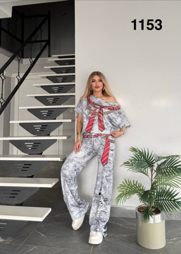 Women's Acid Wash Graphic Print Two-Piece Set
