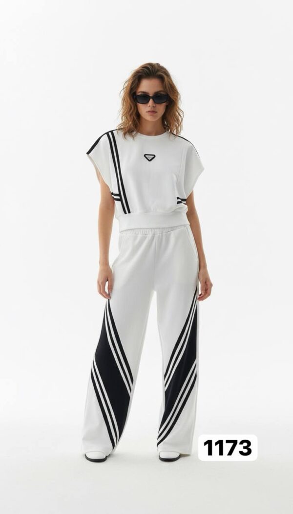 Women's Athletic Side-Stripe Two-Piece Coordinates Set