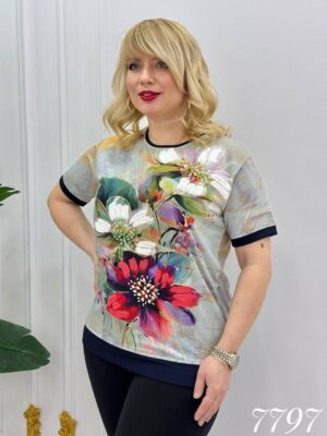 Floral Graphic Short Sleeve Blouse with Contrast Trim