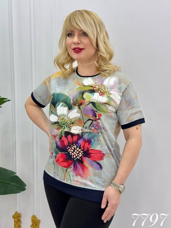 Floral Graphic Short Sleeve Blouse with Contrast Trim