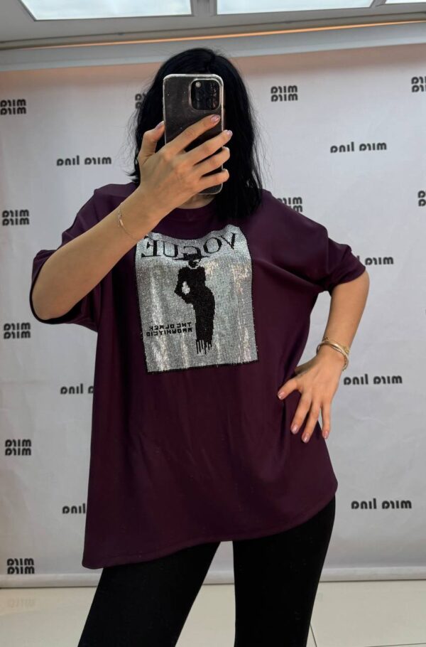 Chic Rhinestone Graphic Blouse for Boutique Retailers