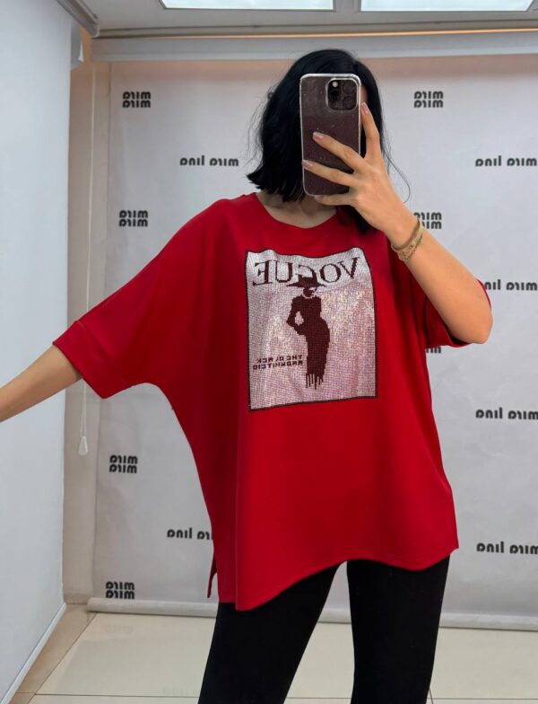 Chic Rhinestone Graphic Blouse for Boutique Retailers