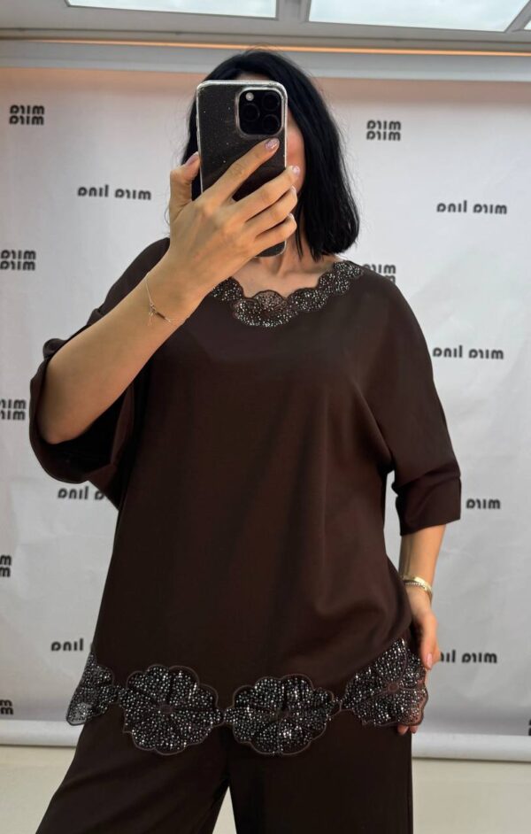 Elegant Floral Embellished Two-Piece Tunic Set