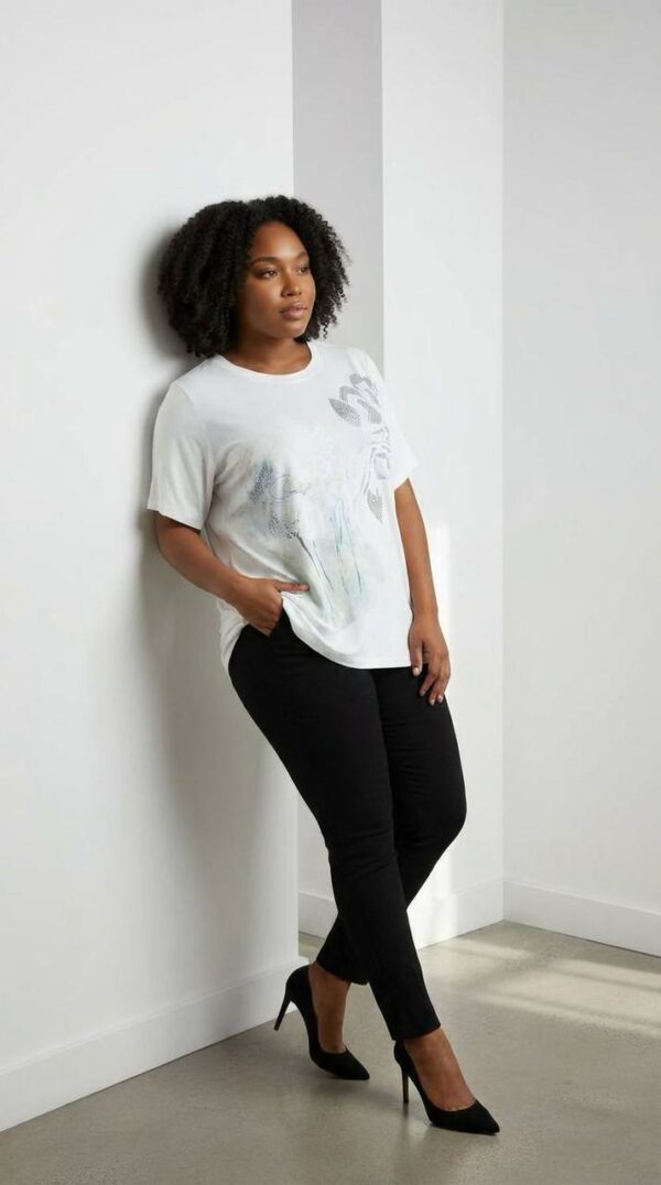 Elegant White Graphic Print Short Sleeve Blouse