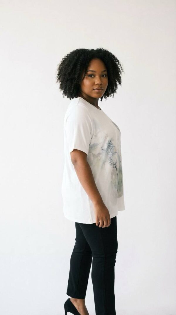 Elegant White Graphic Print Short Sleeve Blouse