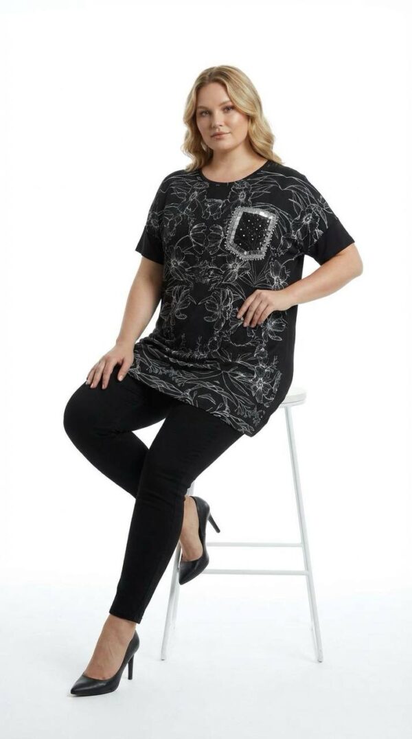 Floral Print Tunic Blouse with Embellished Pocket