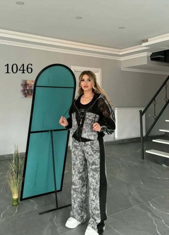 Women's Floral and Lace Three-Piece Tracksuit Set