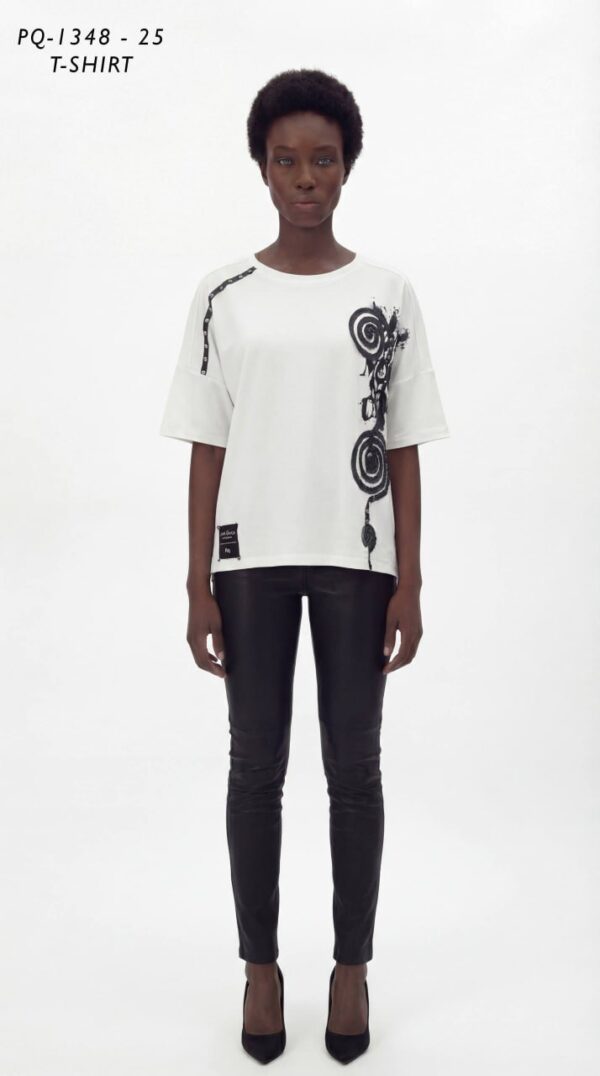 Women's Embellished Graphic Relaxed Fit Blouse