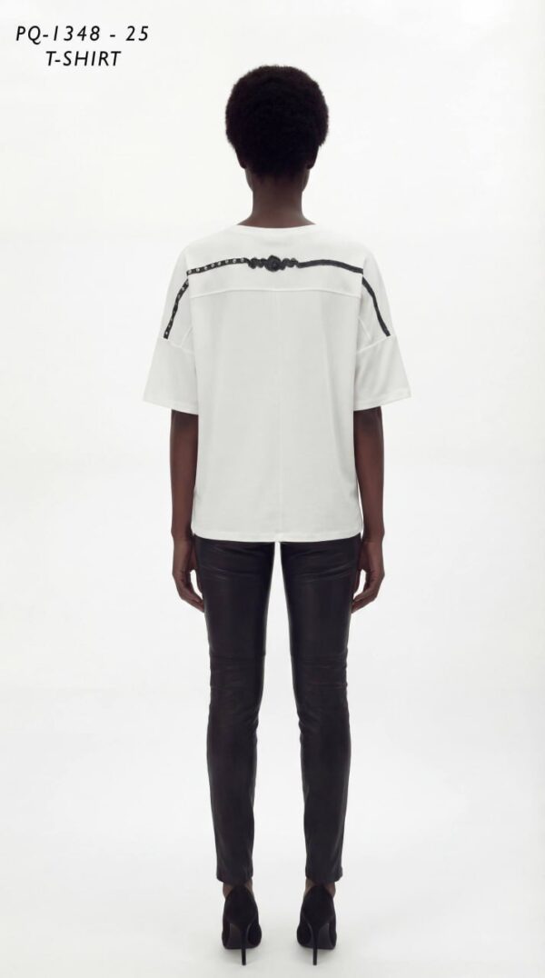 Women's Embellished Graphic Relaxed Fit Blouse