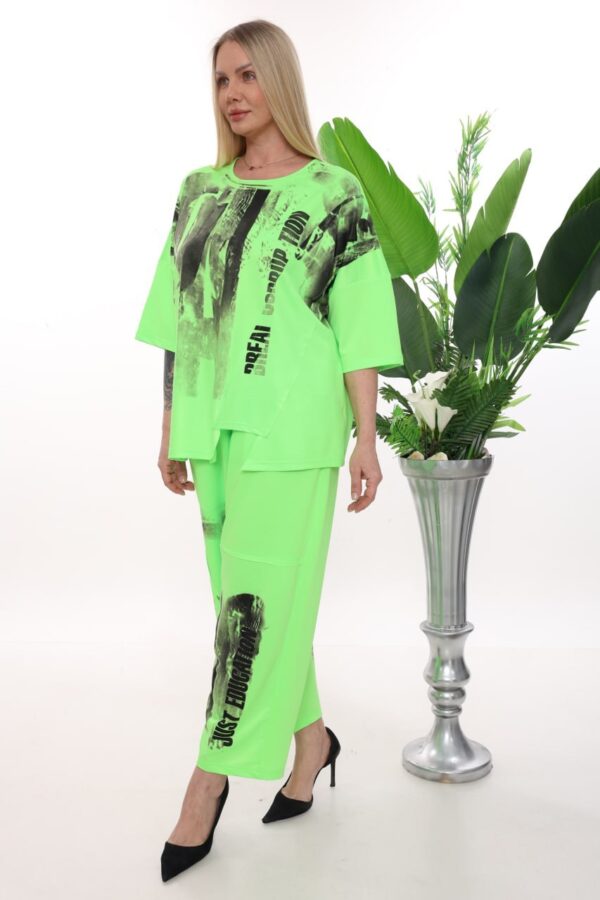 Urban Graphic Print Two-Piece Lounge Set