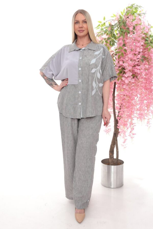 Two-Tone Leaf Embroidered Linen Suit