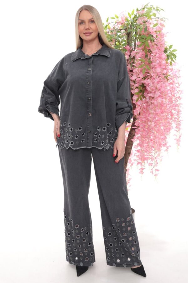 Embellished Cutwork Tunic and Pant Set