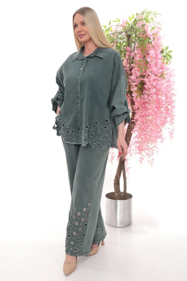 Embellished Cutwork Tunic and Pant Set