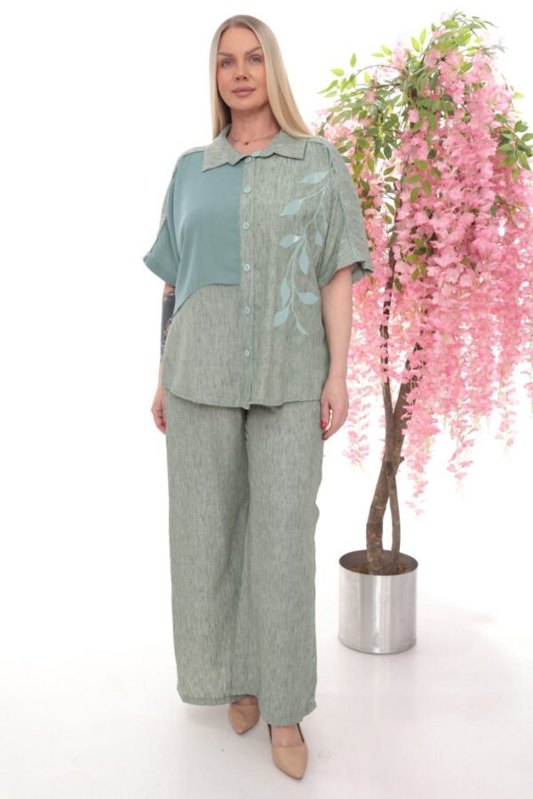 Two-Tone Leaf Embroidered Linen Suit
