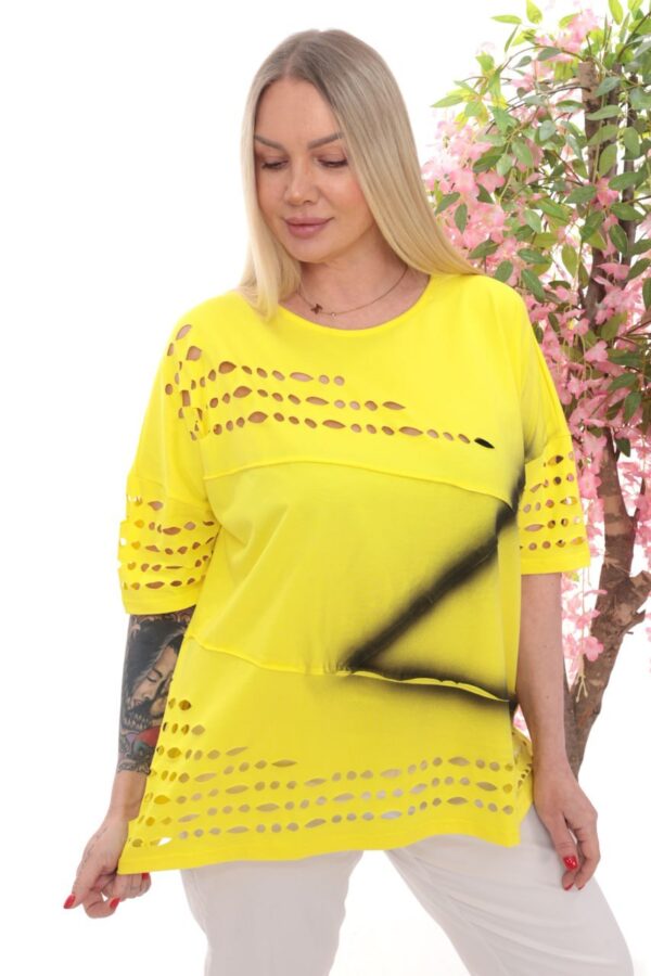 Asymmetric Spray Print Cutout T-Shirt