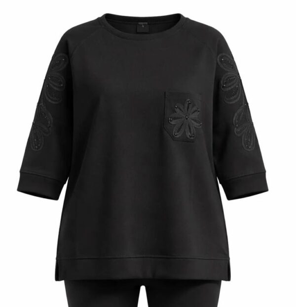 Embellished Floral Appliqué Knit Top