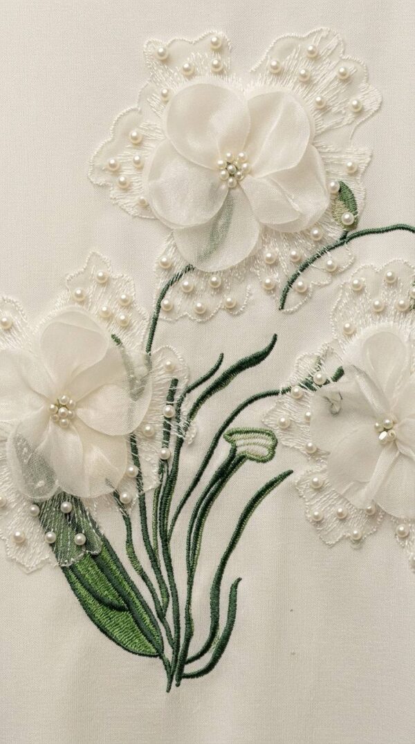 Embellished Floral Appliqué Tunic Blouse