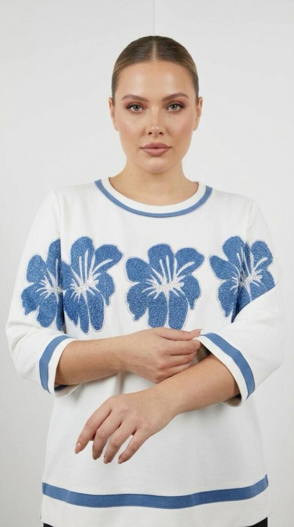 Floral Applique Three-Quarter Sleeve Tunic