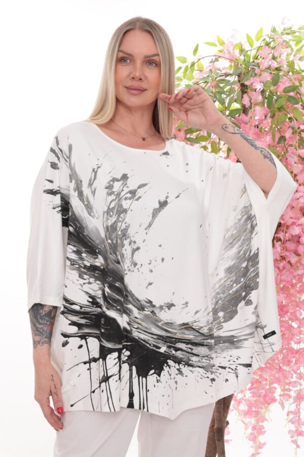 Wholesale Artistic Splash Print Batwing Blouse