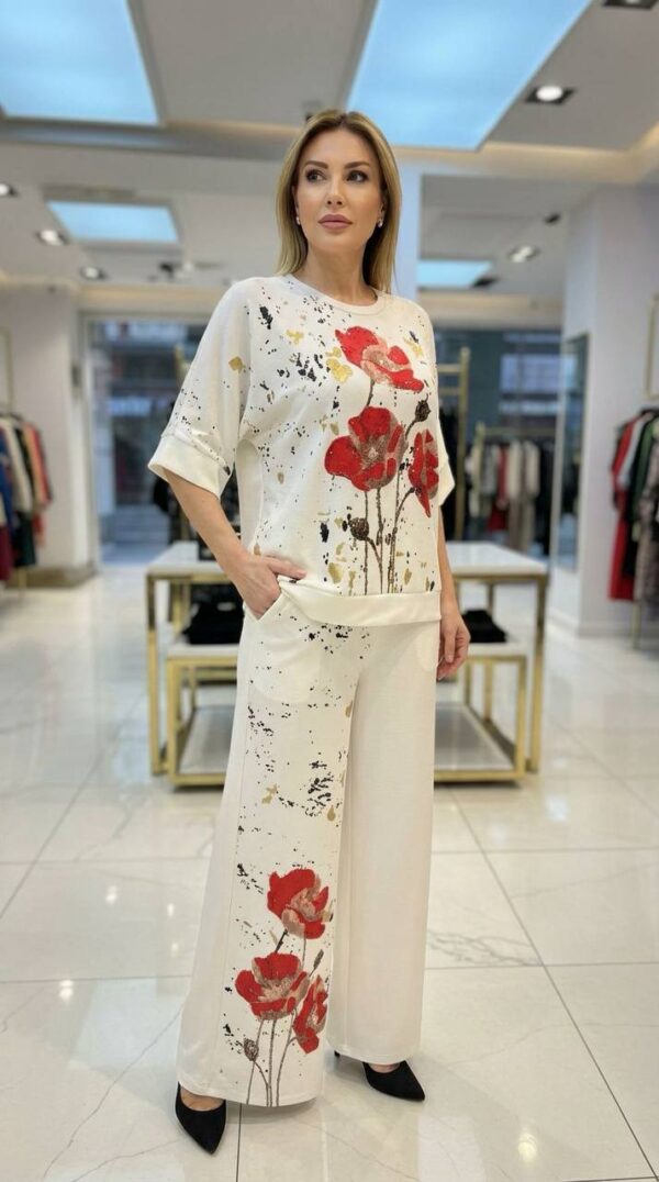 Artistic Poppy Print Co-ord Set with Gold Foil