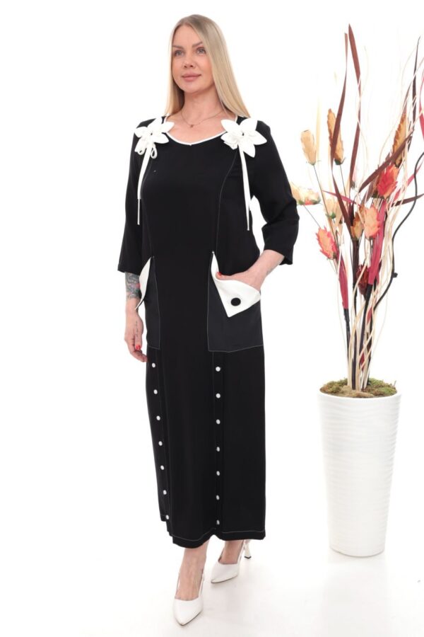 Floral Appliqué Contrast Detail Maxi Dress