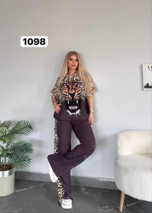 Wholesale Fierce Leopard Graphic Hooded Loungewear Set