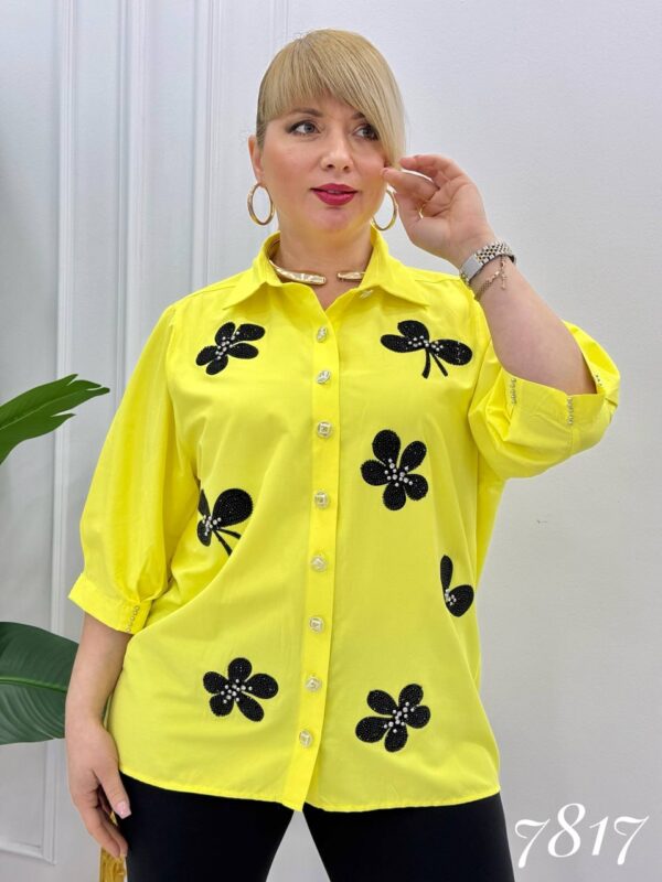 Wholesale Embellished Clover Appliqué Tunic Shirt Wholesale Embellished Clover Appliqué Tunic Shirt