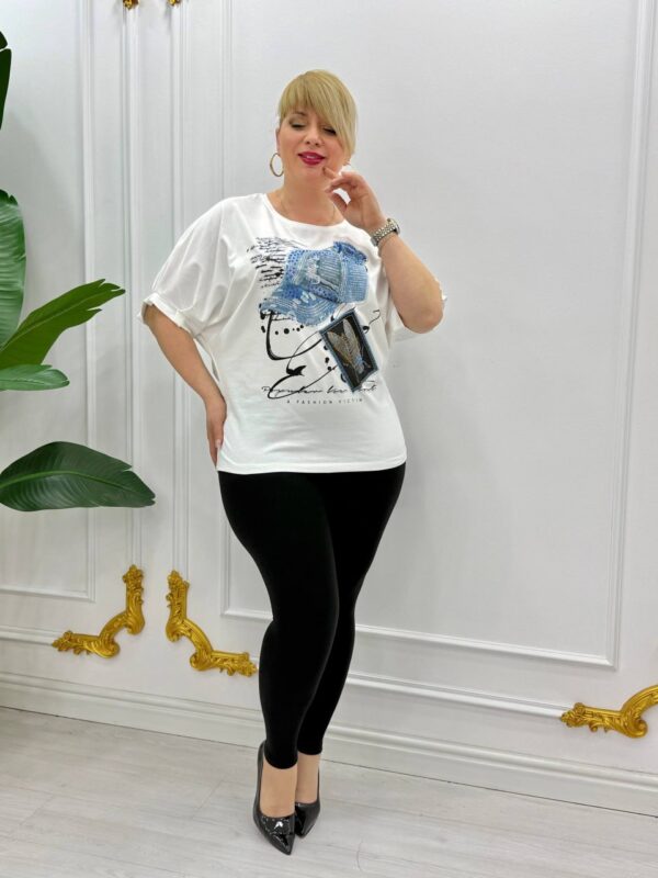 Premium Graphic Blouse Size 42-46 Premium Graphic Blouse Size 42-46