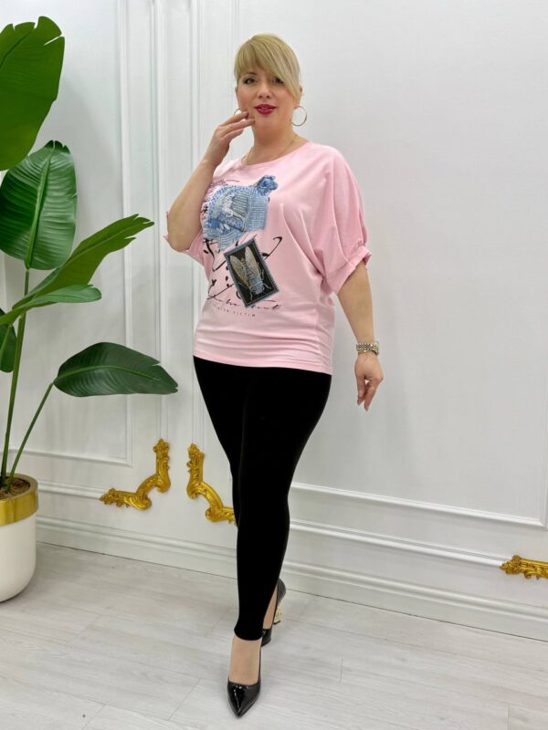 Premium Graphic Blouse Size 42-46 Premium Graphic Blouse Size 42-46