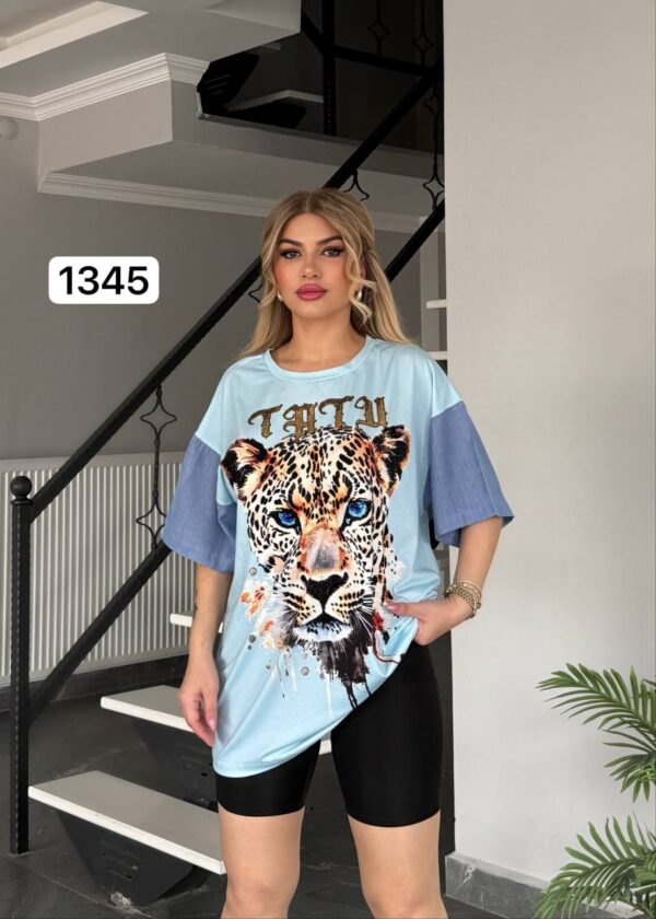 Premium Leopard Graphic Blouse Premium Leopard Graphic Blouse