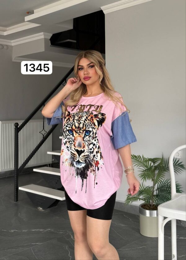 Premium Leopard Graphic Blouse Premium Leopard Graphic Blouse