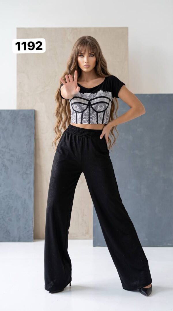 Women's Graphic Crop Top & Wide Leg Pants Set Women's Graphic Crop Top & Wide Leg Pants Set