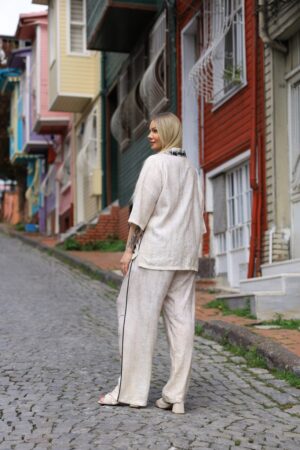 Women's Linen Two-Piece Set with Floral Embroidery