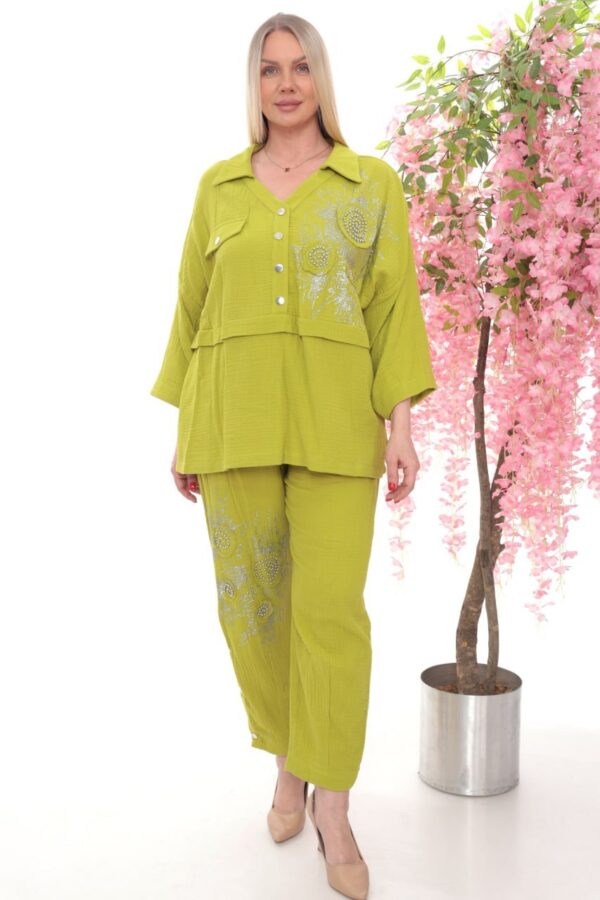 Artisanal Floral Embellished Co-ord Set Artisanal Floral Embellished Co-ord Set
