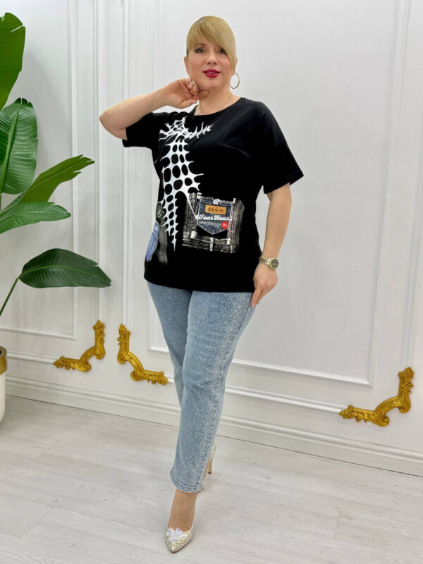 Women's Premium Graphic Blouse - Oversized Fit Women's Premium Graphic Blouse - Oversized Fit