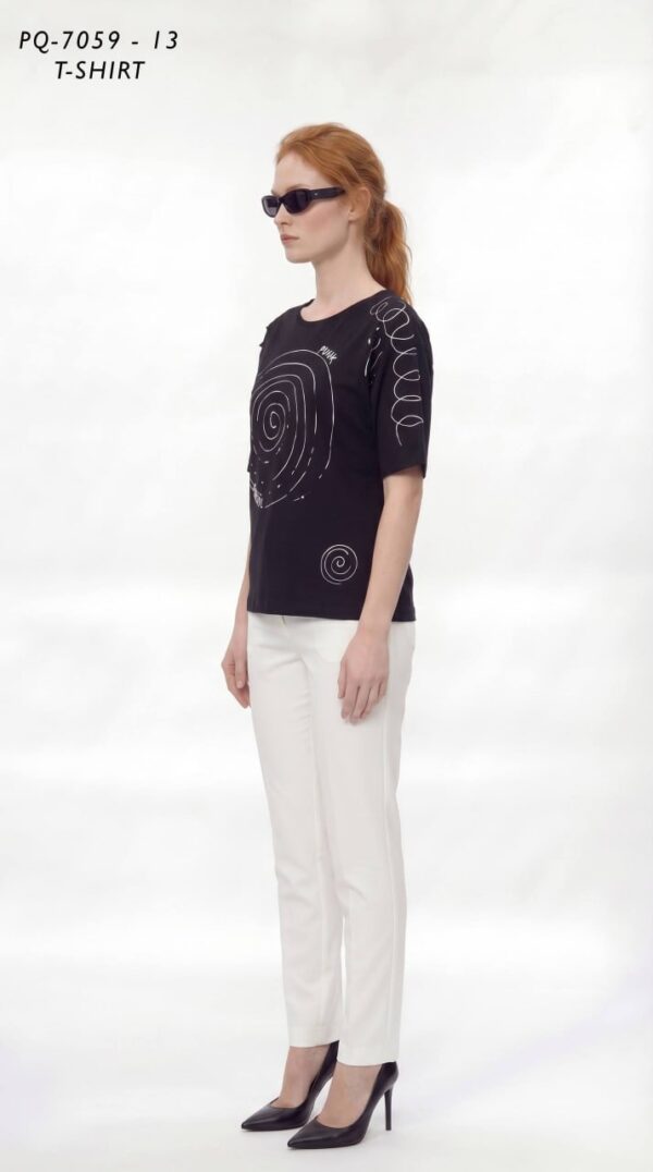 Premium Graphic T-Shirt PQ7059 Premium Graphic T-Shirt PQ7059