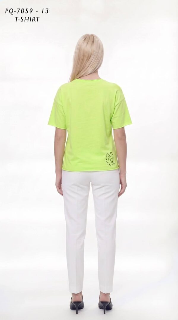 Premium Graphic T-Shirt PQ7059 Premium Graphic T-Shirt PQ7059