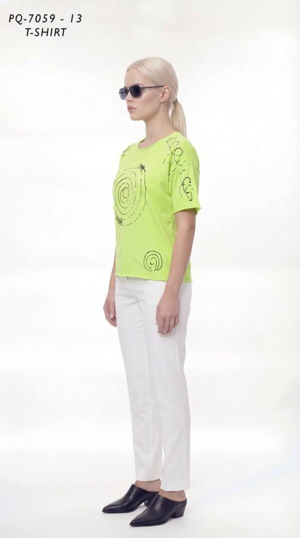 Premium Graphic T-Shirt PQ7059 Premium Graphic T-Shirt PQ7059