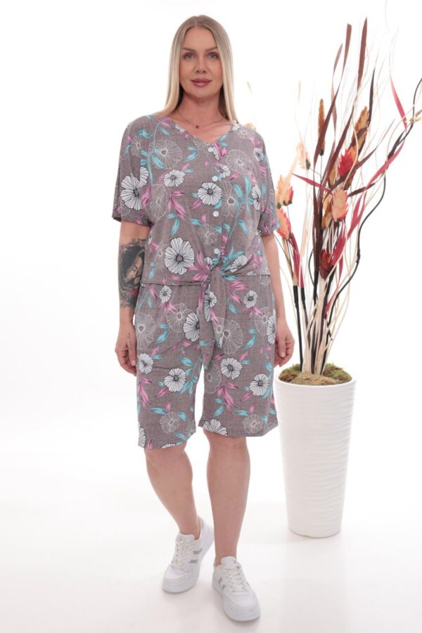 Floral Print Two-Piece Set – Premium Wholesale Loungewear Floral Print Two-Piece Set - Premium Wholesale Loungewear