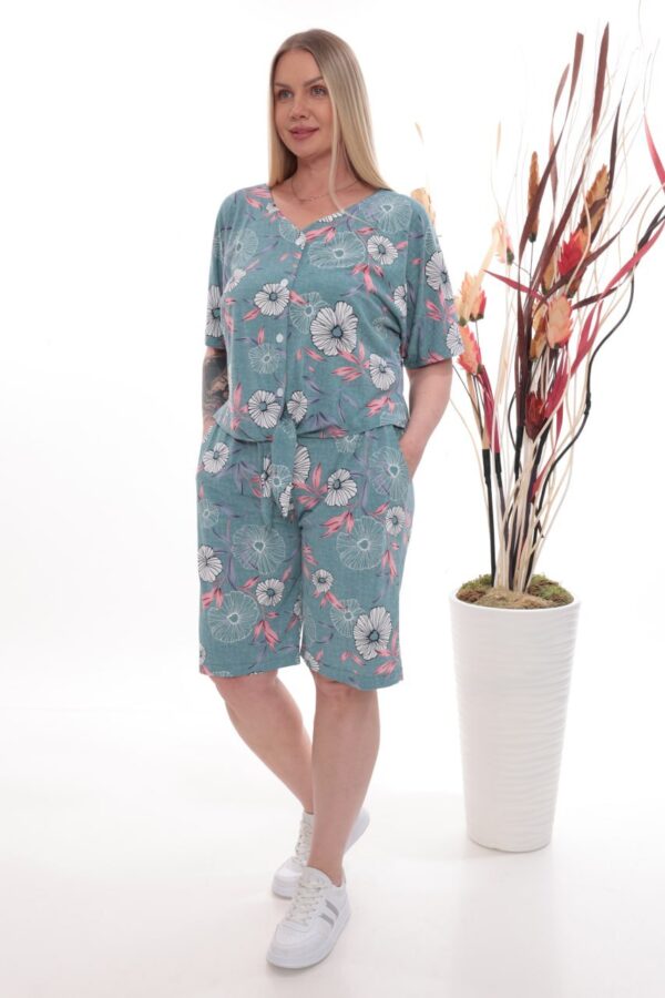 Floral Print Two-Piece Set – Premium Wholesale Loungewear Floral Print Two-Piece Set - Premium Wholesale Loungewear