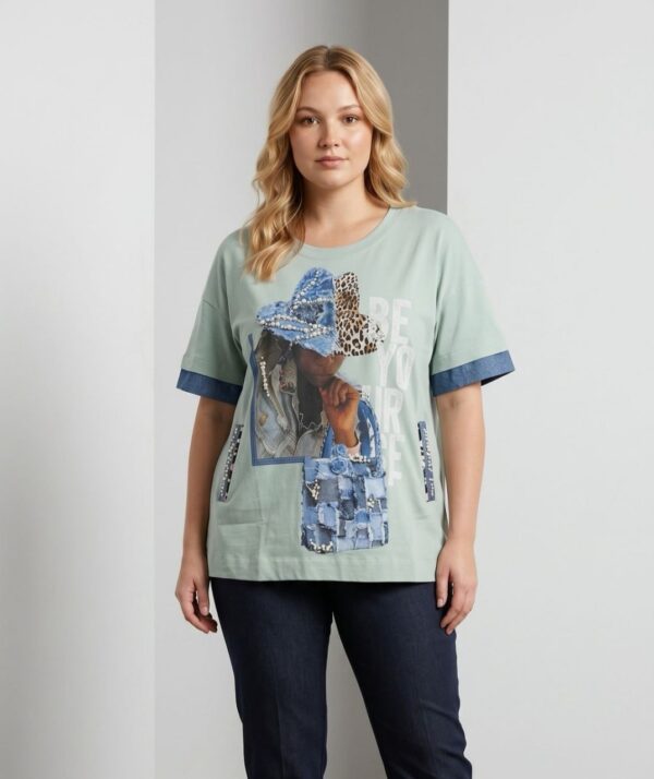 Premium Graphic Print Blouse - Wholesale Women's Top Premium Graphic Print Blouse - Wholesale Women's Top