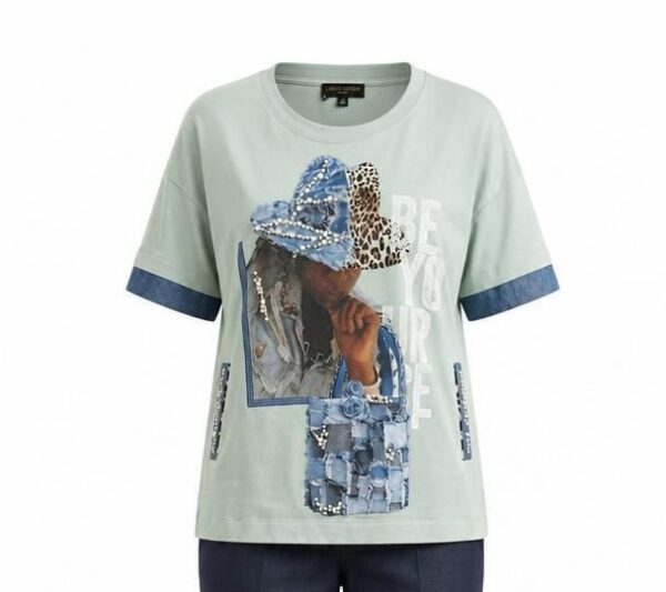 Premium Graphic Print Blouse - Wholesale Women's Top Premium Graphic Print Blouse - Wholesale Women's Top