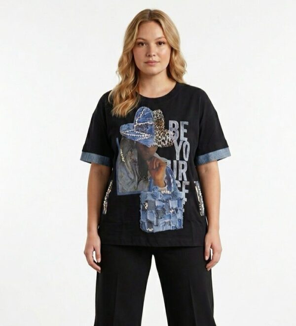Premium Graphic Print Blouse - Wholesale Women's Top Premium Graphic Print Blouse - Wholesale Women's Top