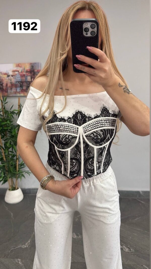 Women's Graphic Crop Top & Wide Leg Pants Set Women's Graphic Crop Top & Wide Leg Pants Set